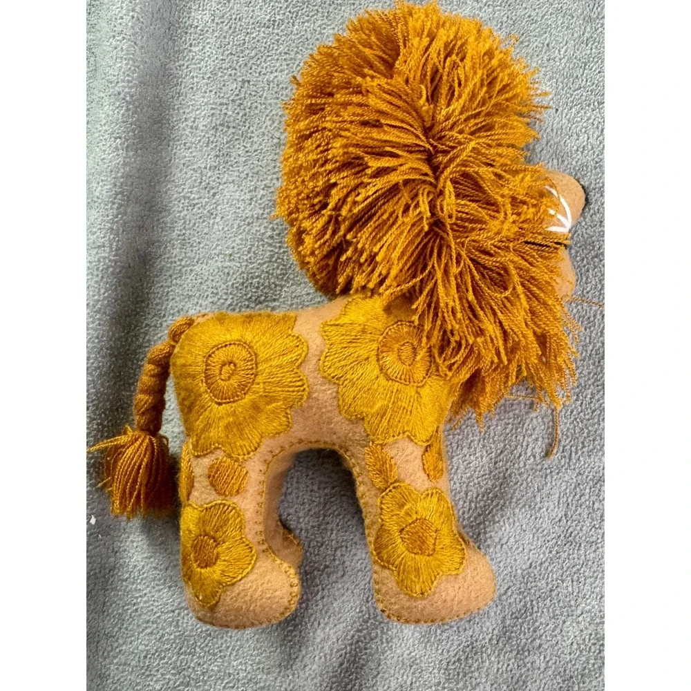 Vintage Handmade Felt Lion Plush Stuffed‎ Animal Floral Embroidery Shaggy Mane